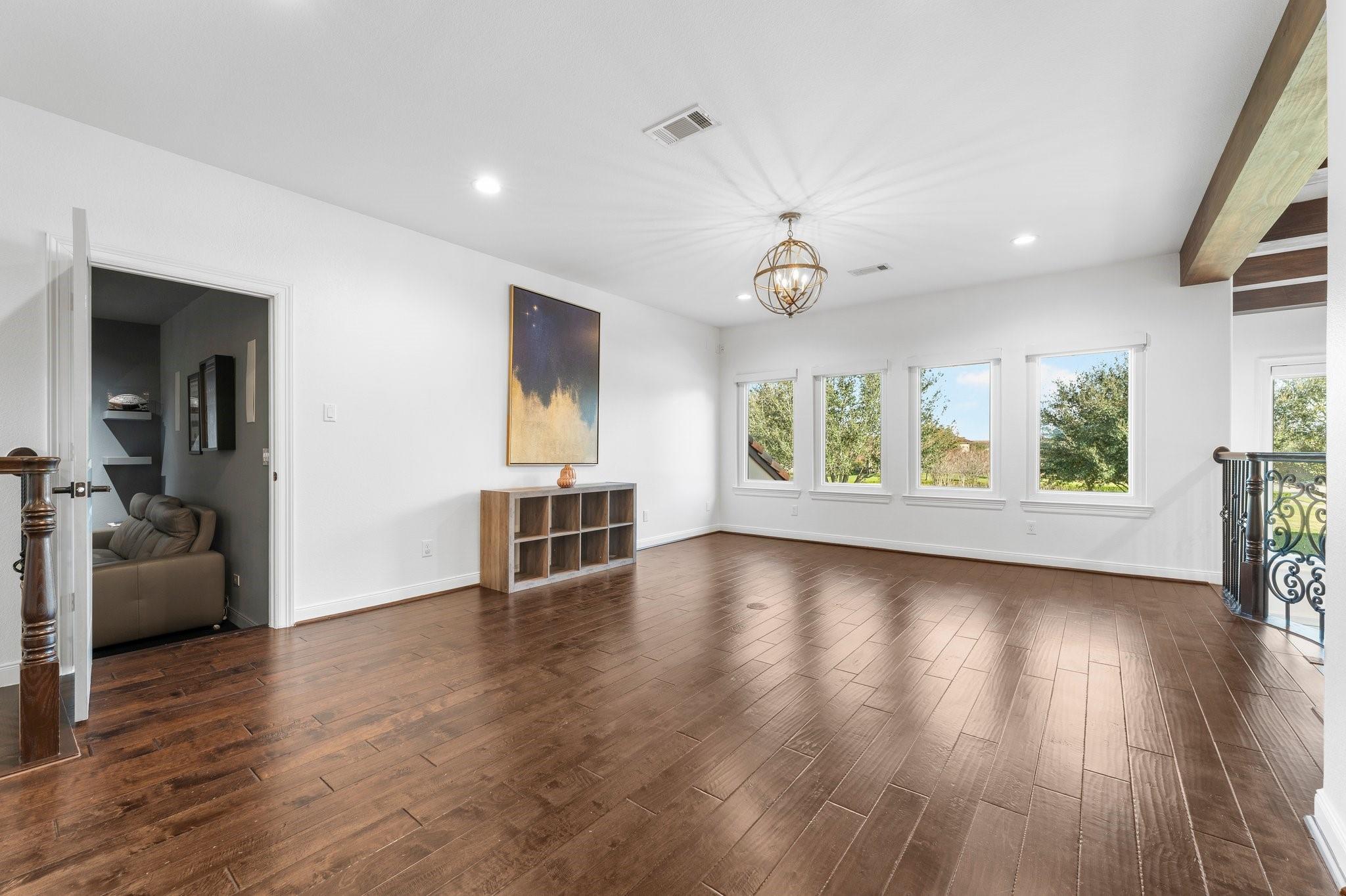 5006 Water View Bend