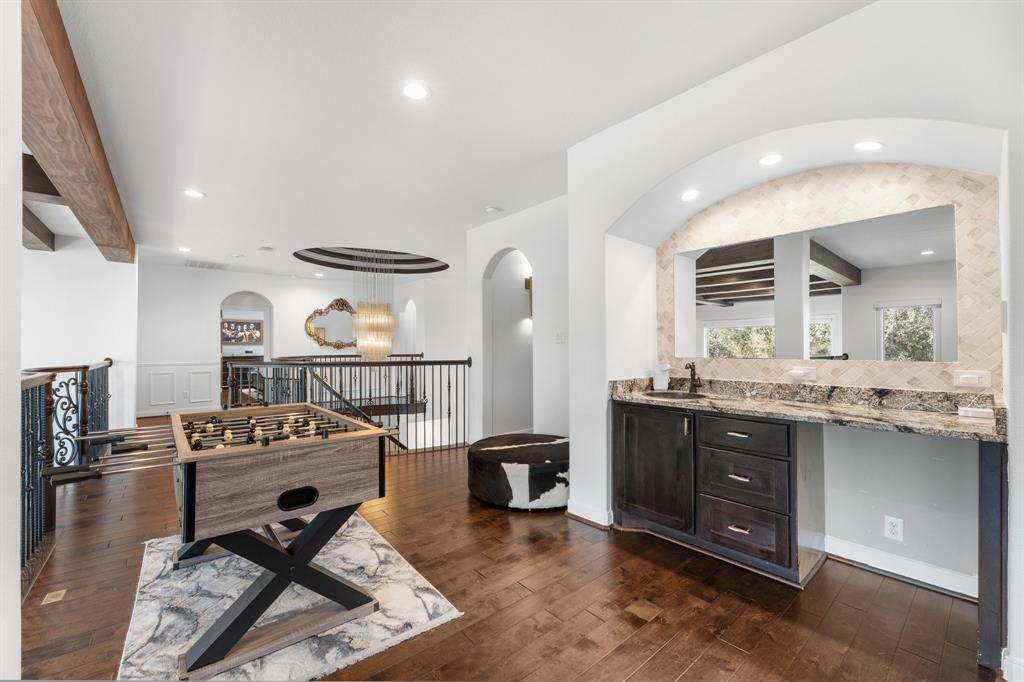 5006 Water View Bend