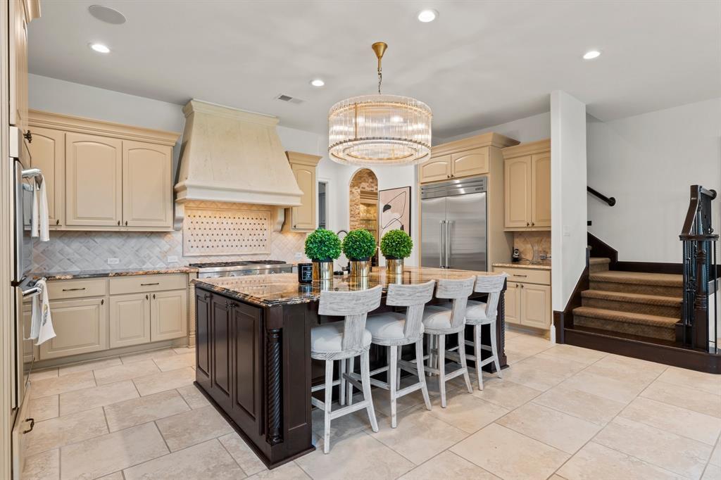 5006 Water View Bend