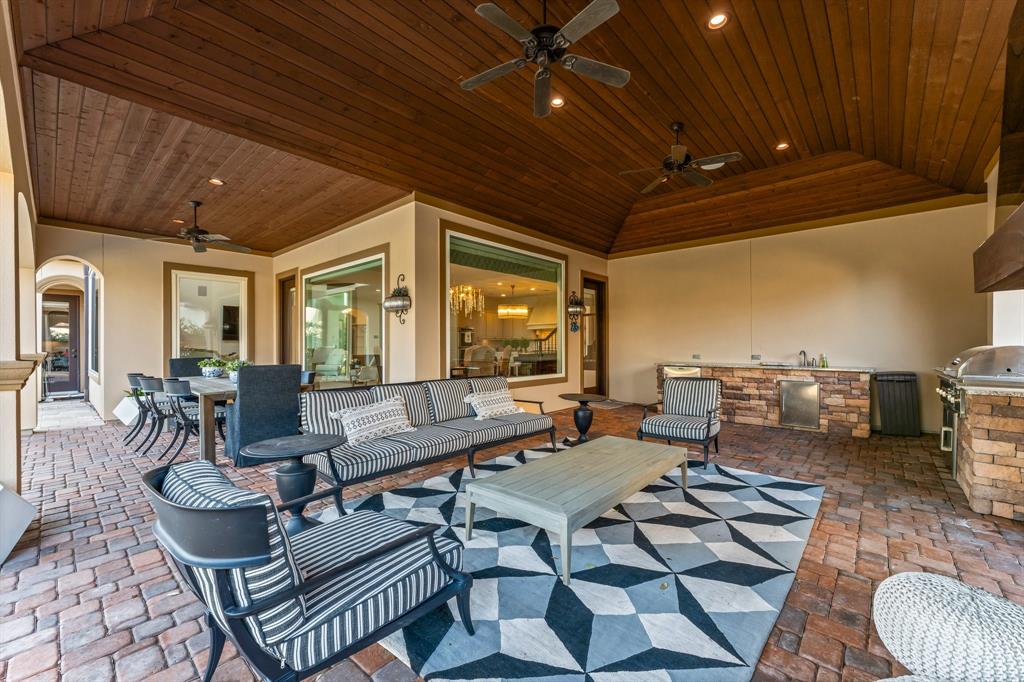 5006 Water View Bend