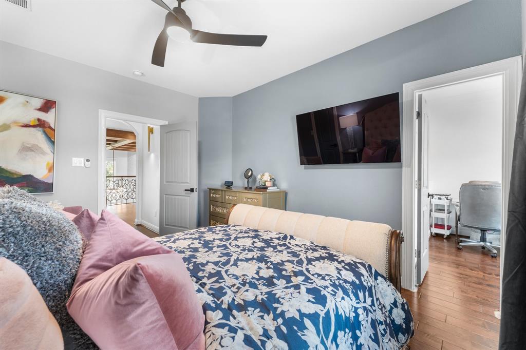 5006 Water View Bend