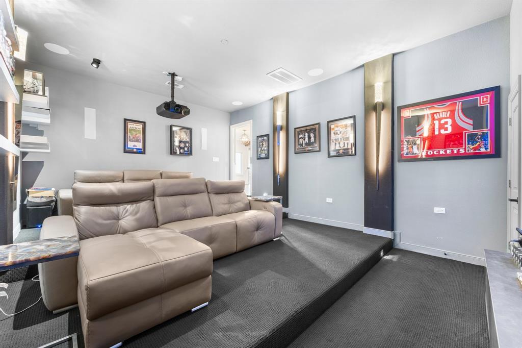 5006 Water View Bend