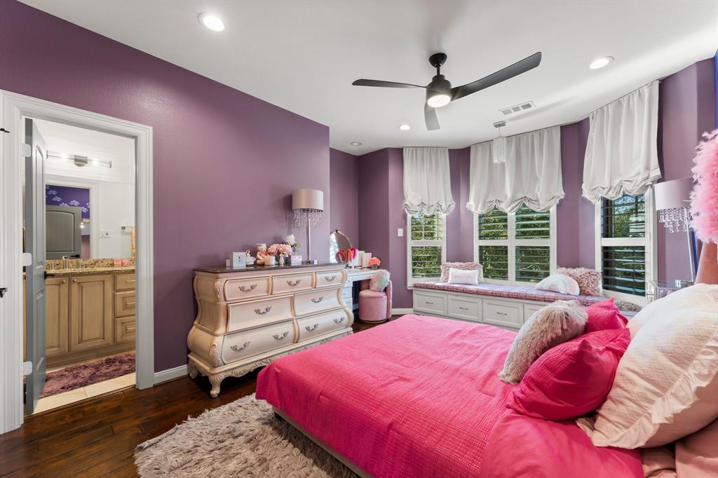 5006 Water View Bend