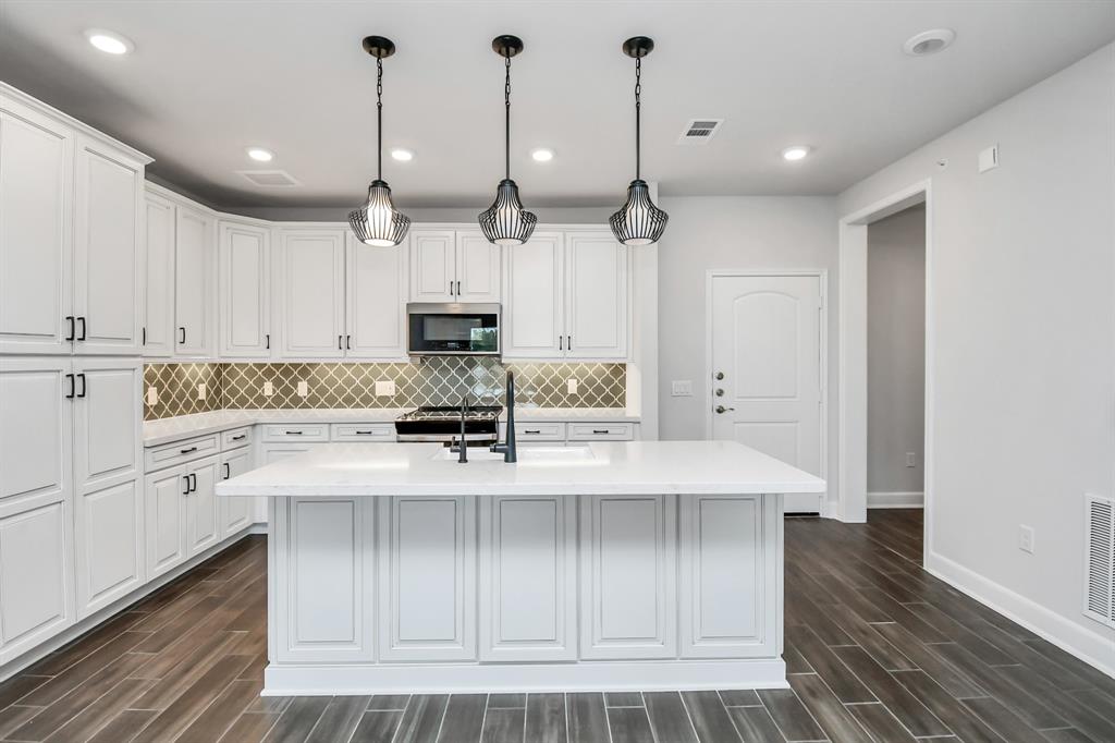 6804 Westview Drive # 3405