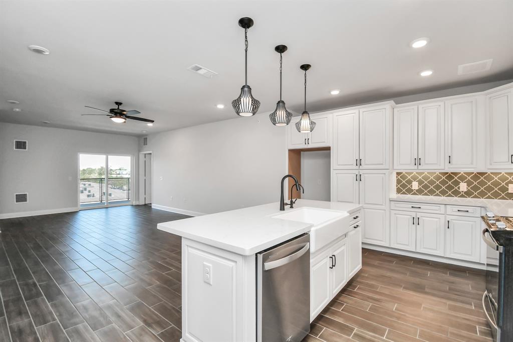 6804 Westview Drive # 3405