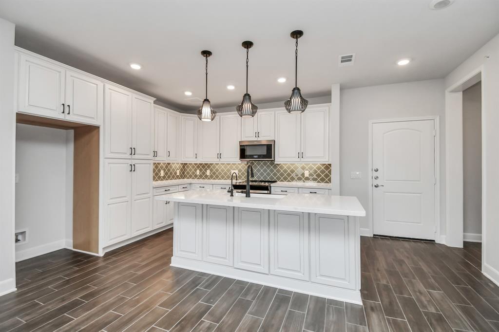 6804 Westview Drive # 3405