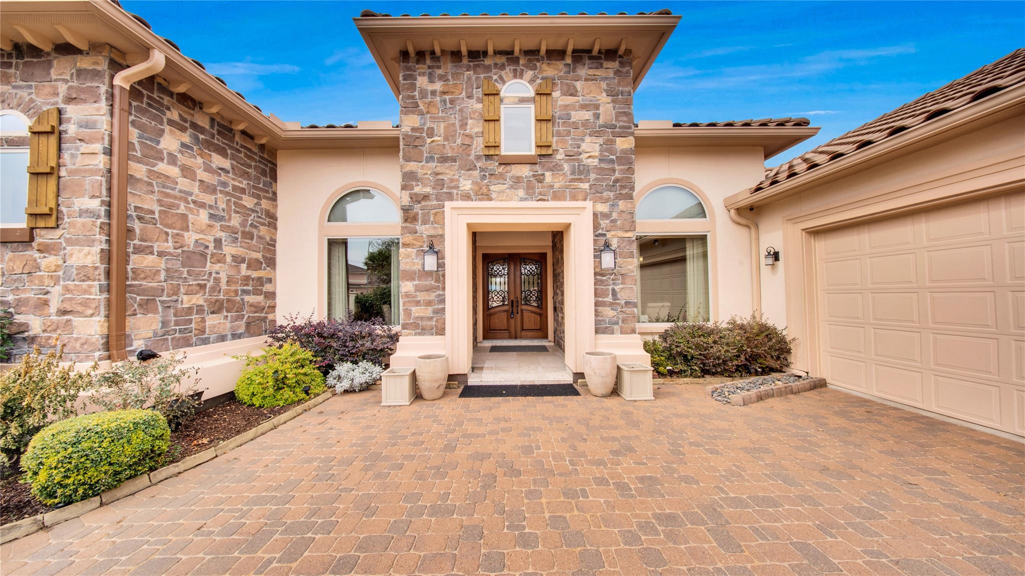 1019 Grand Estates Drive