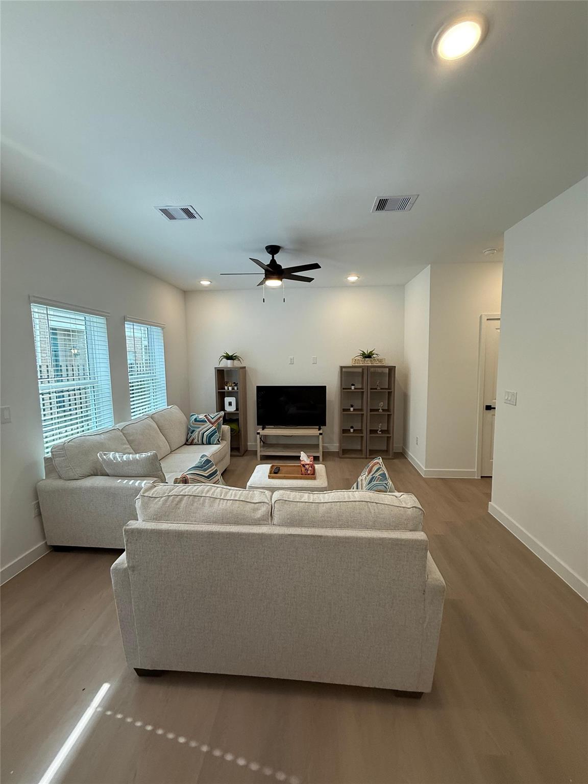 11621 Waldemar Drive