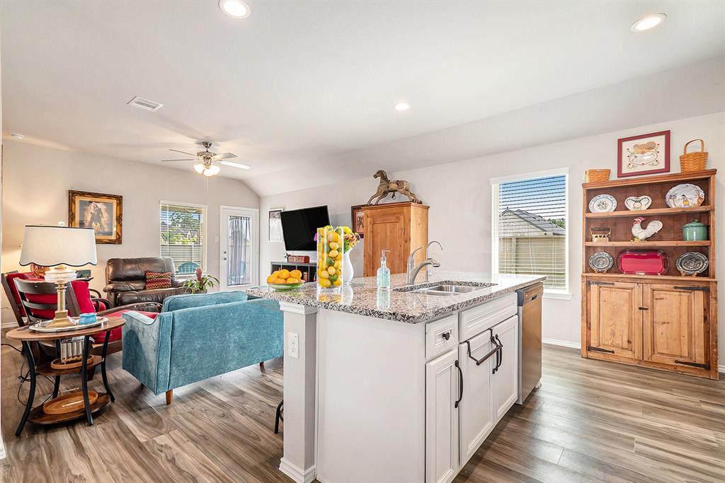 9521 Mountain Maple Place