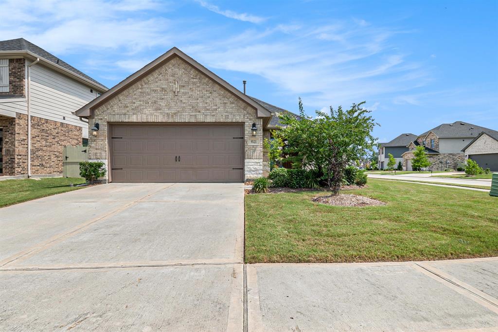 9521 Mountain Maple Place