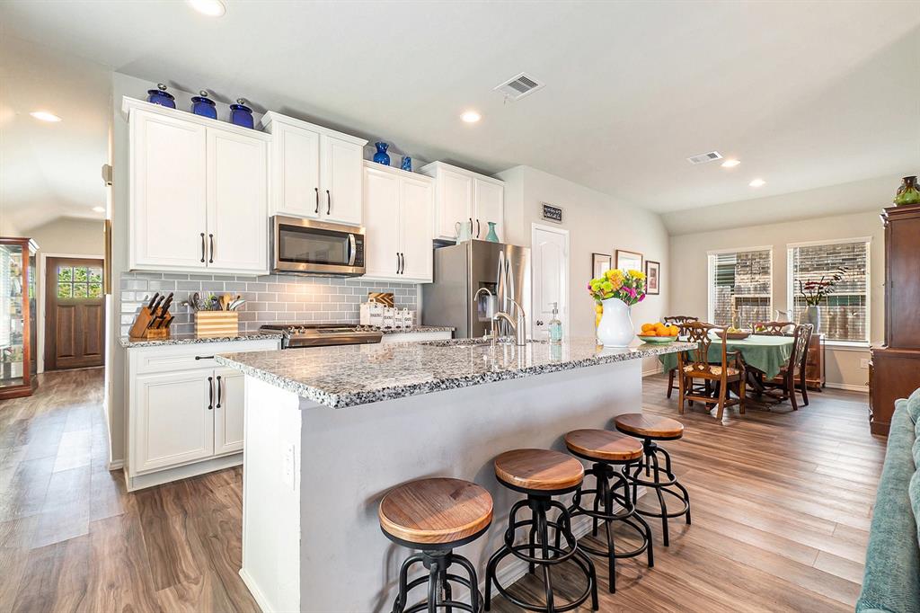 9521 Mountain Maple Place