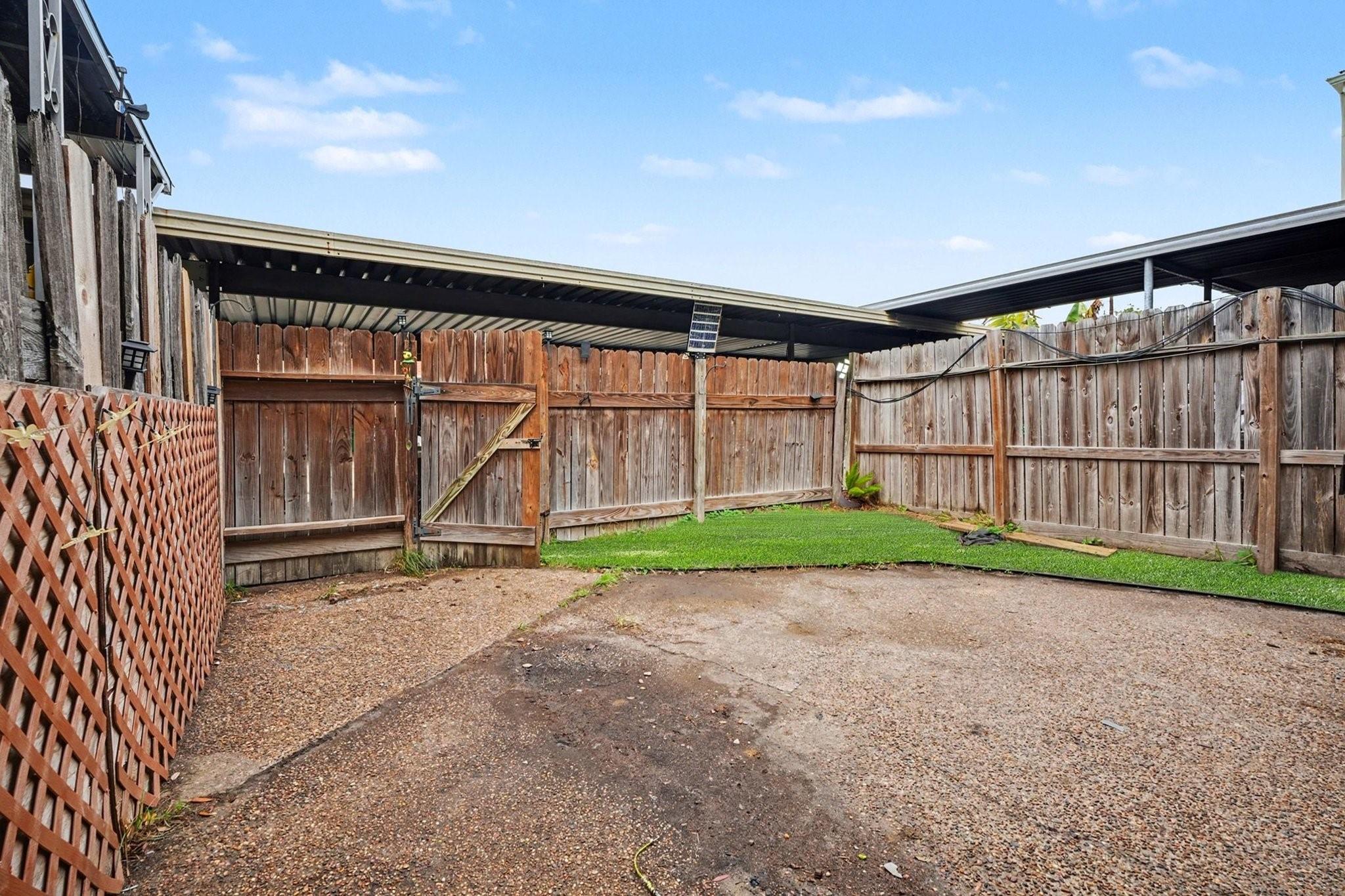 1318 Ward Road