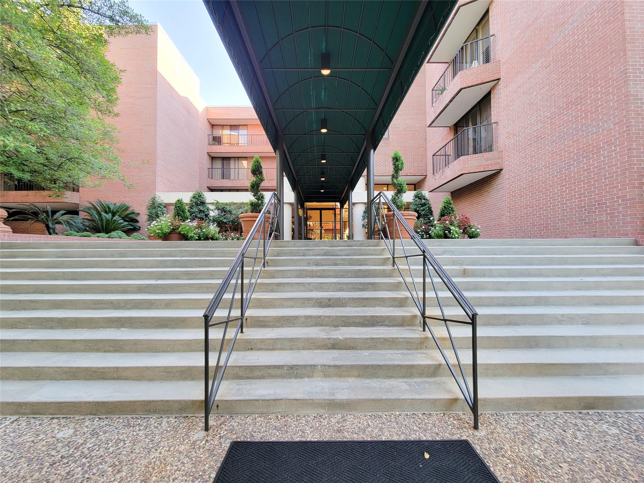 9333 Memorial Drive # 320