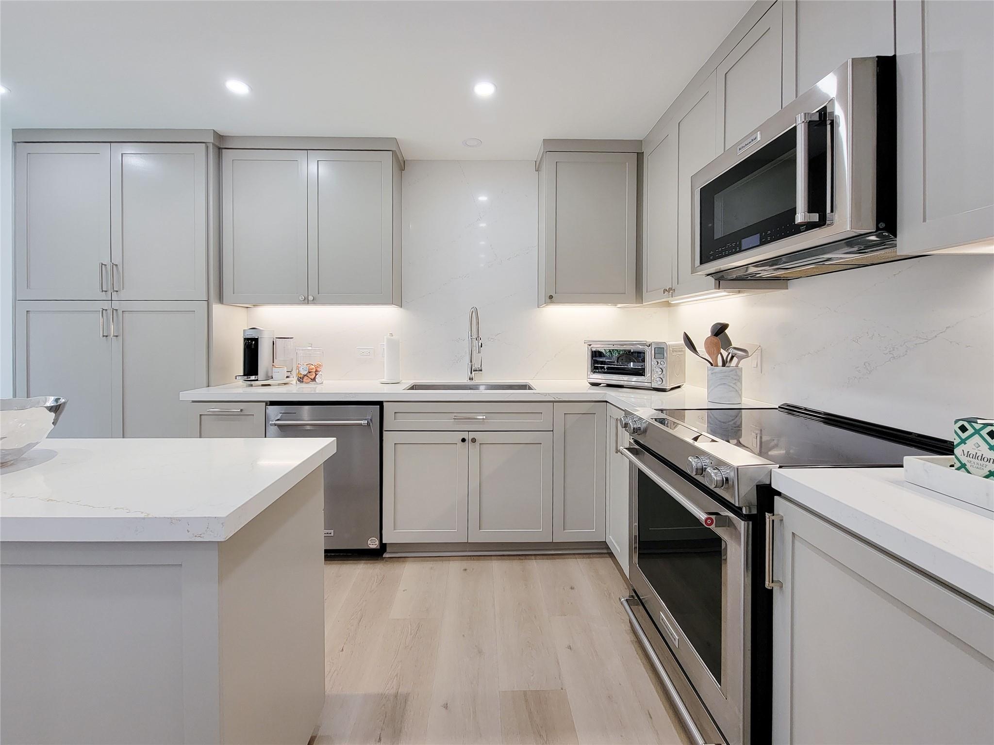 9333 Memorial Drive # 320