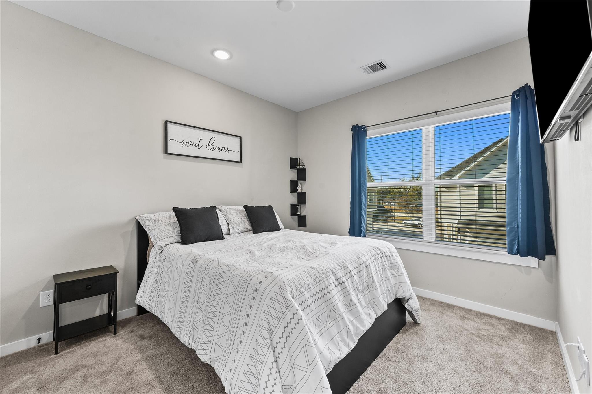 6704 Parker Grove Lane