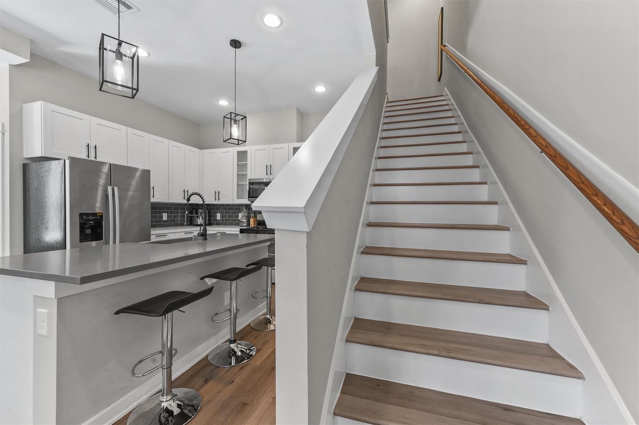 6704 Parker Grove Lane