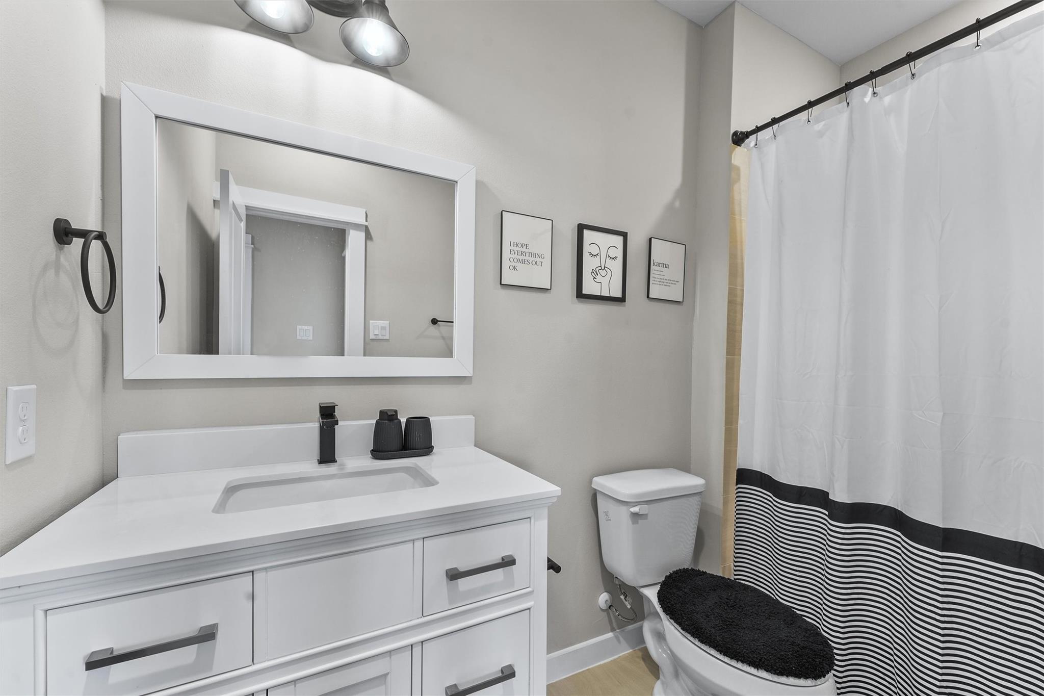 6704 Parker Grove Lane