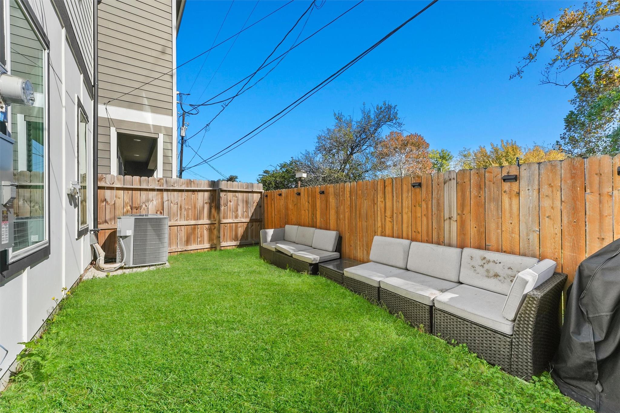 6704 Parker Grove Lane