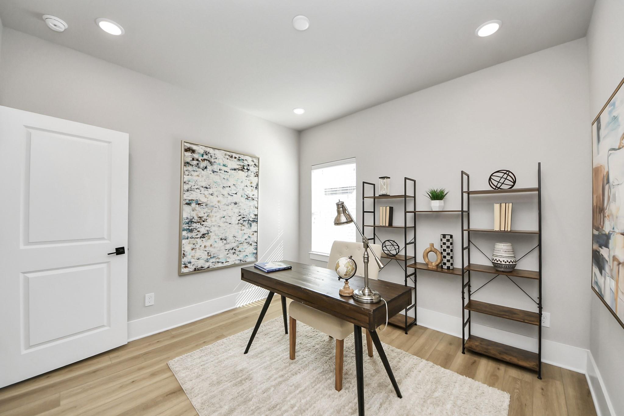 1102 Mansfield Street Unit: E