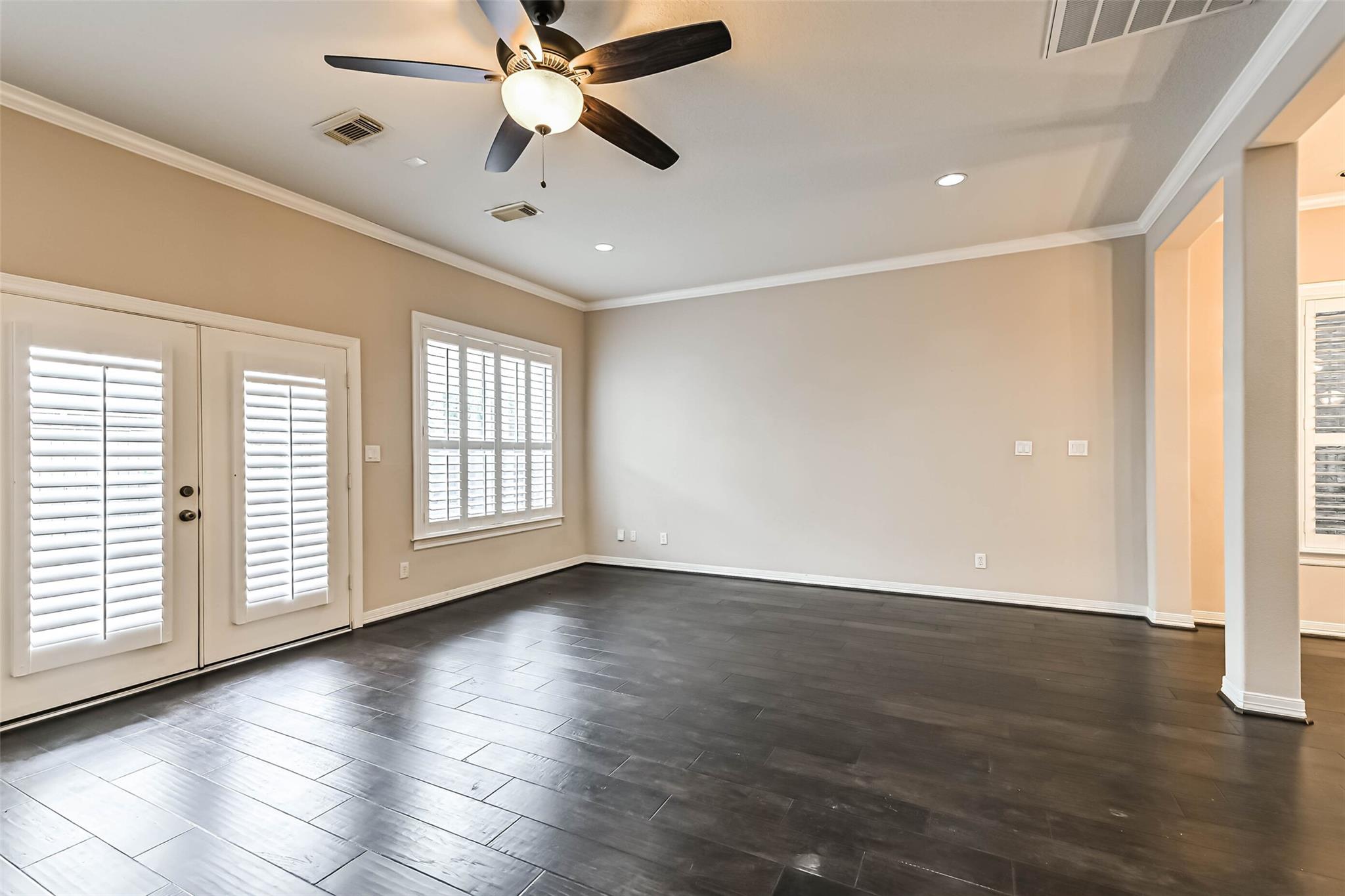 5453 Fairdale Lane