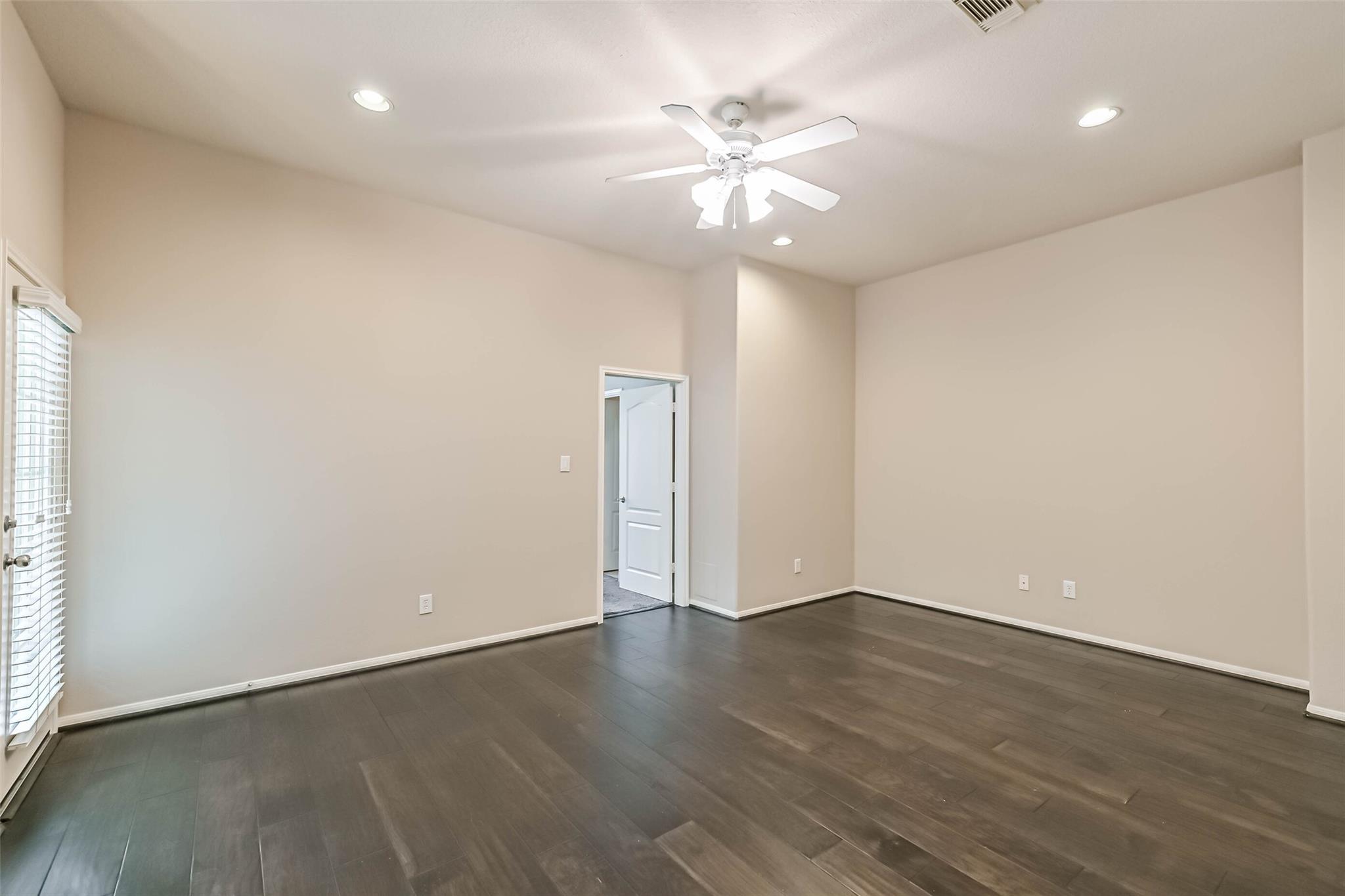 5453 Fairdale Lane