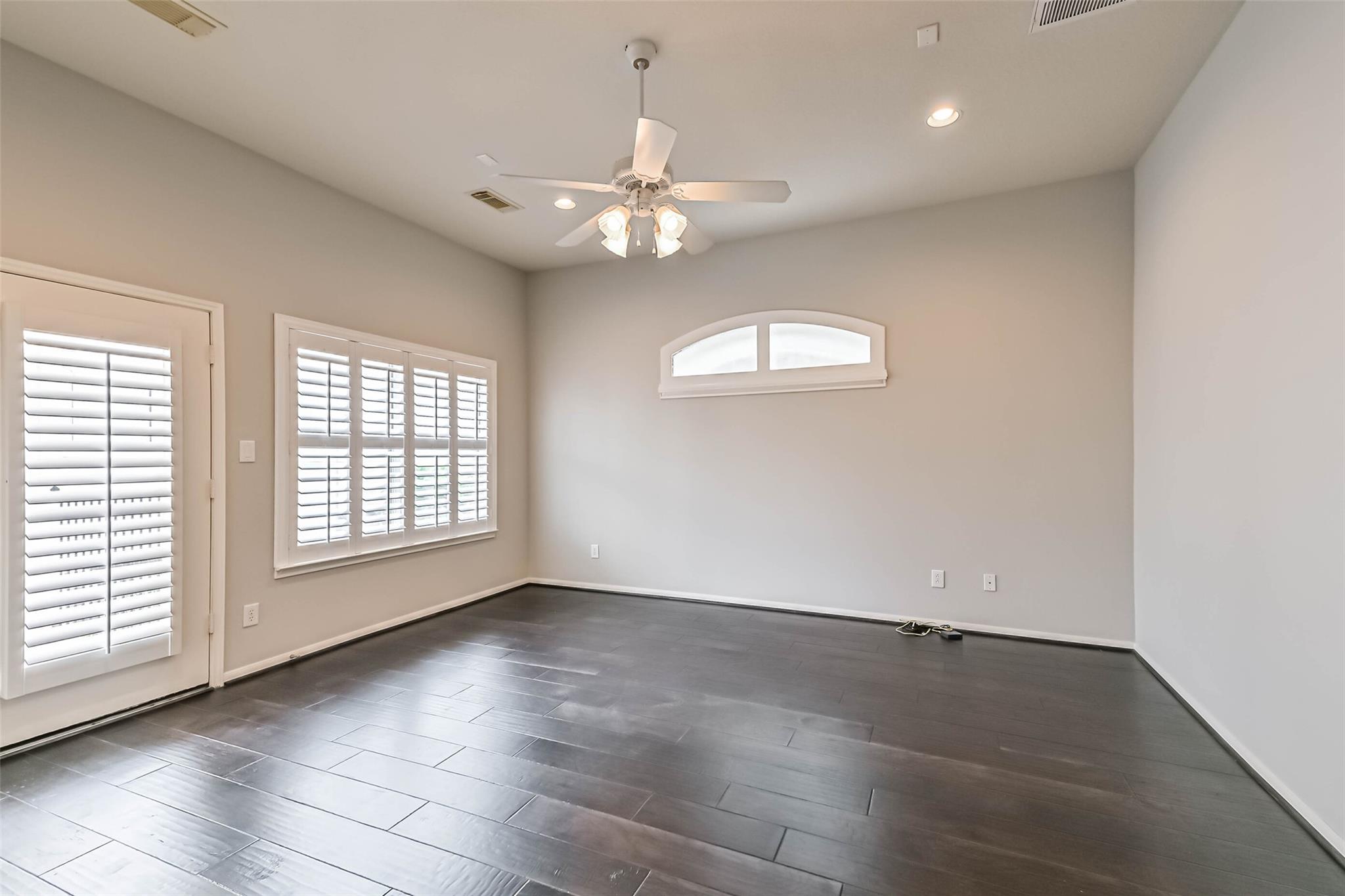 5453 Fairdale Lane