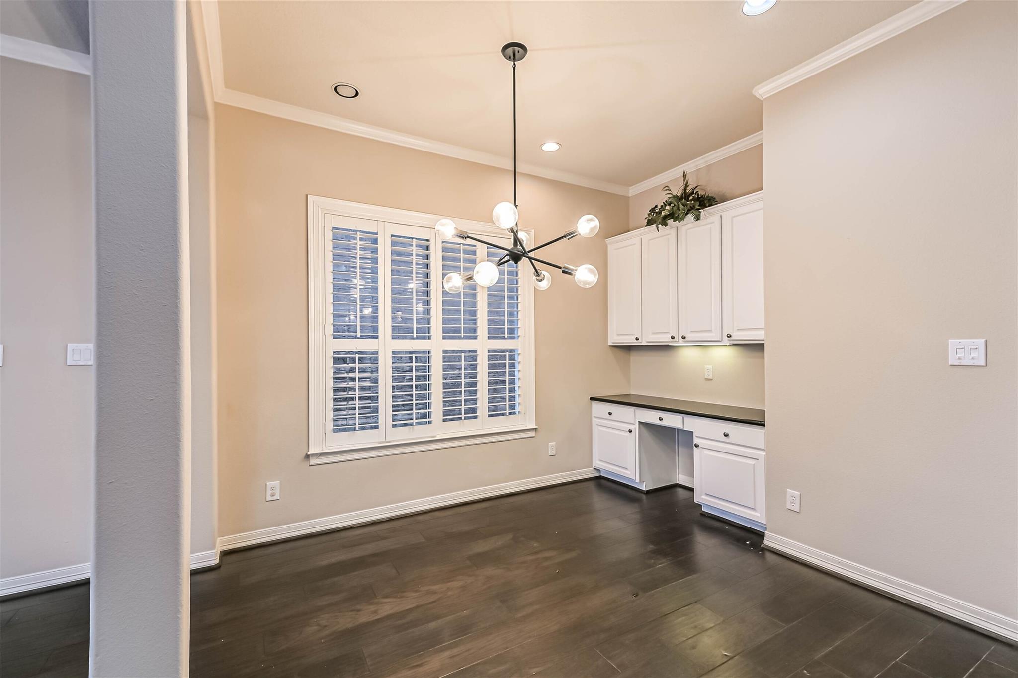 5453 Fairdale Lane