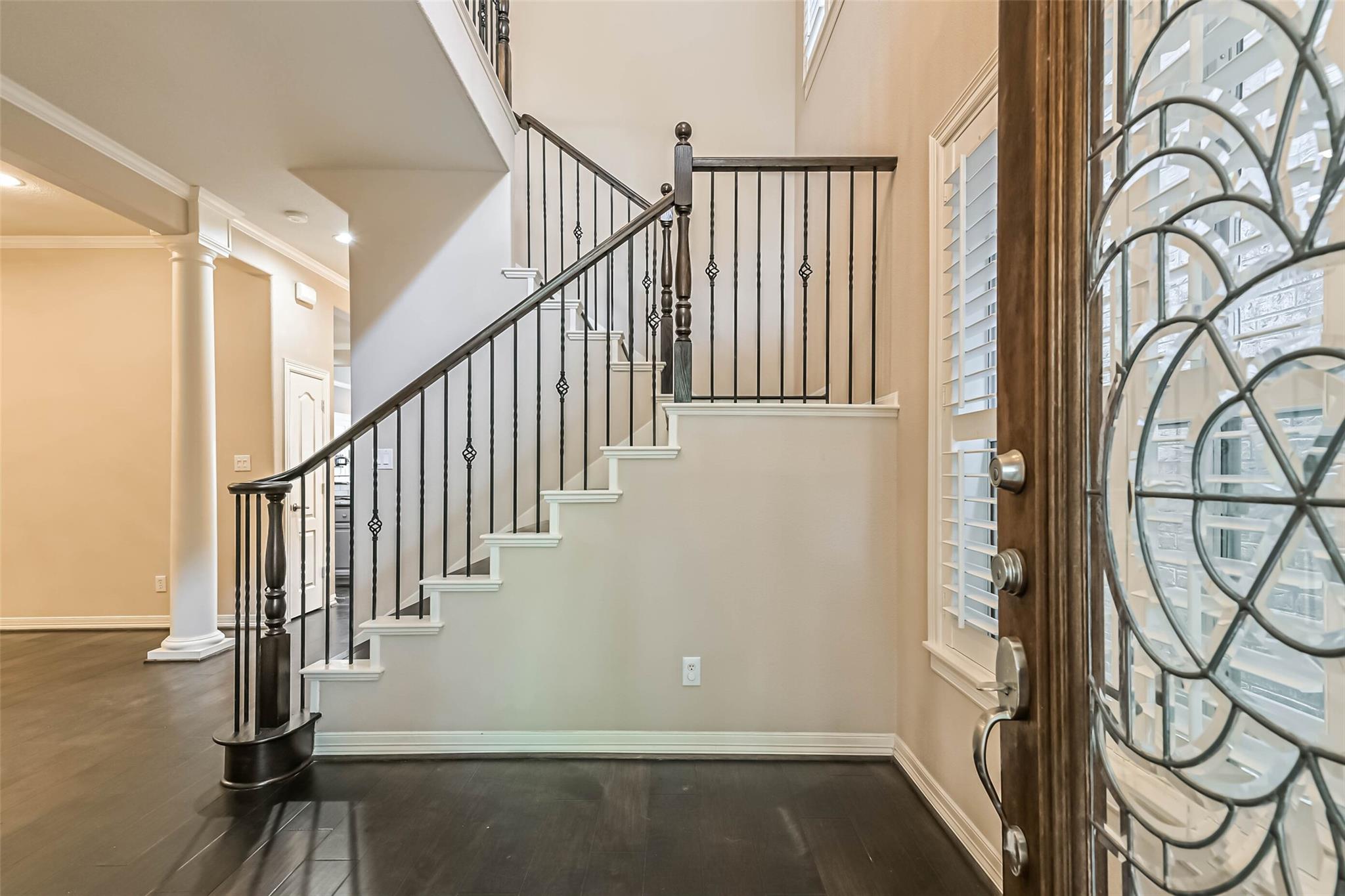 5453 Fairdale Lane