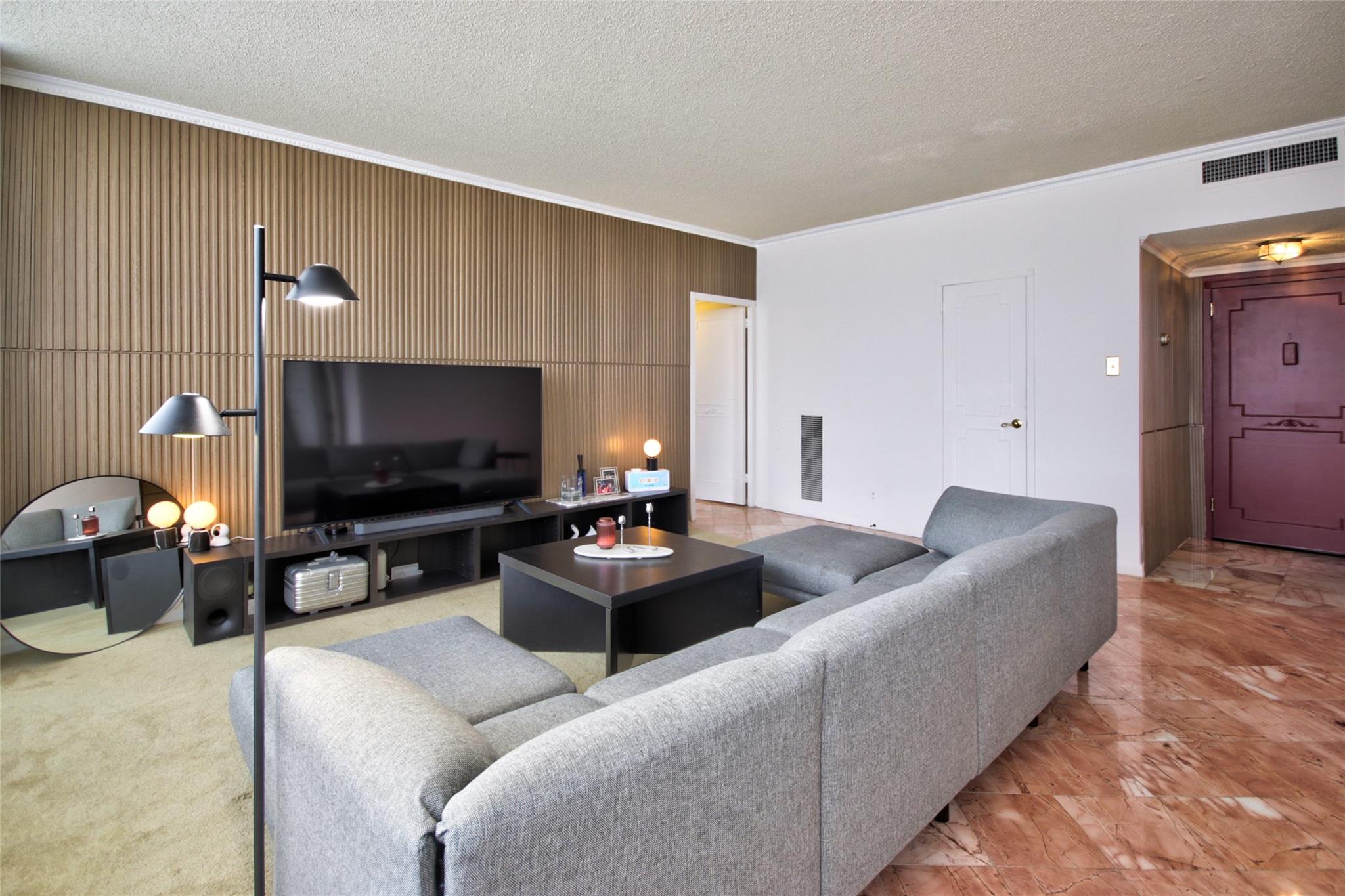 2701 Westheimer Road # 7H