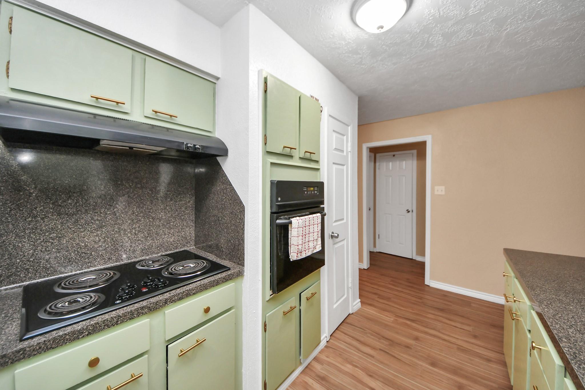 23127 Harpergate Drive