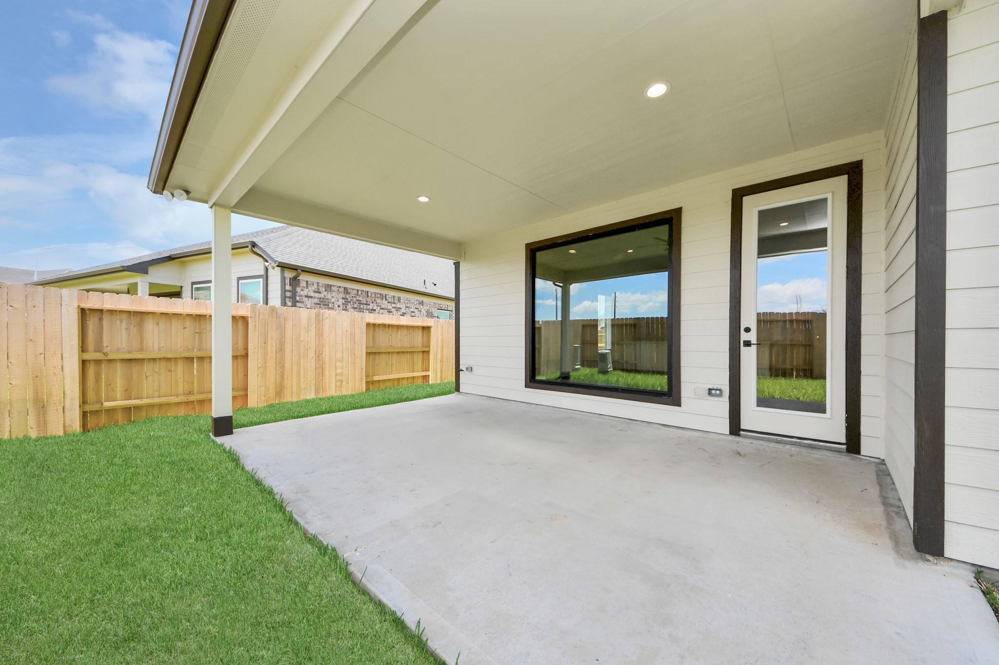 6206 Vista View Lane