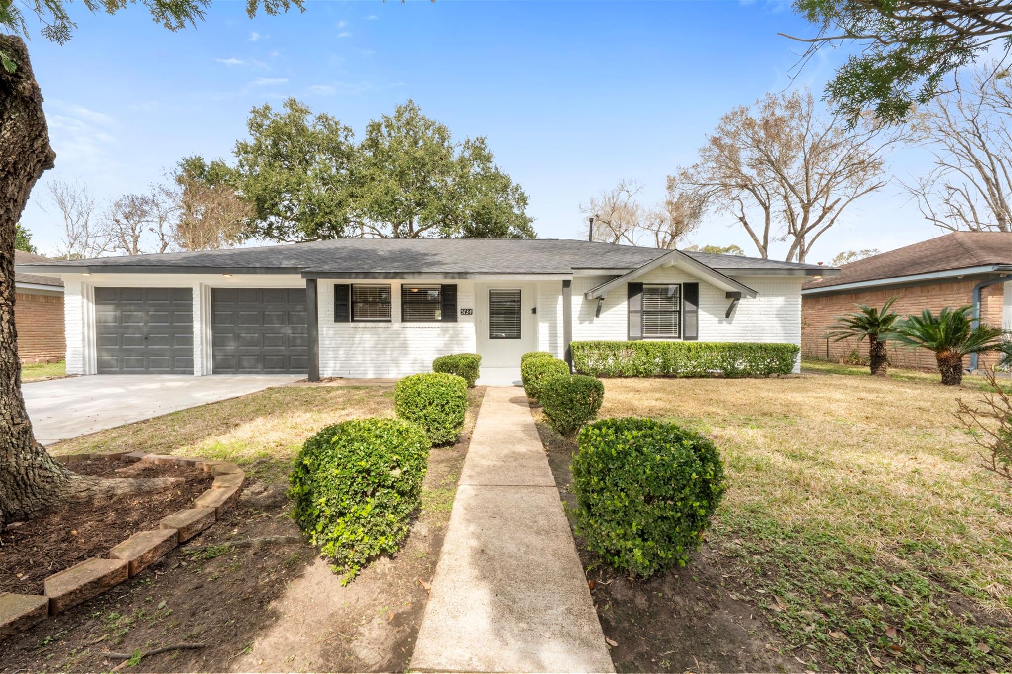 5734 Farwell Drive