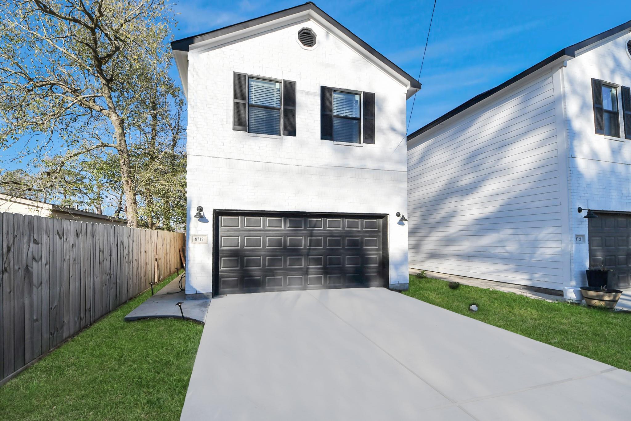 8719 Compton Street