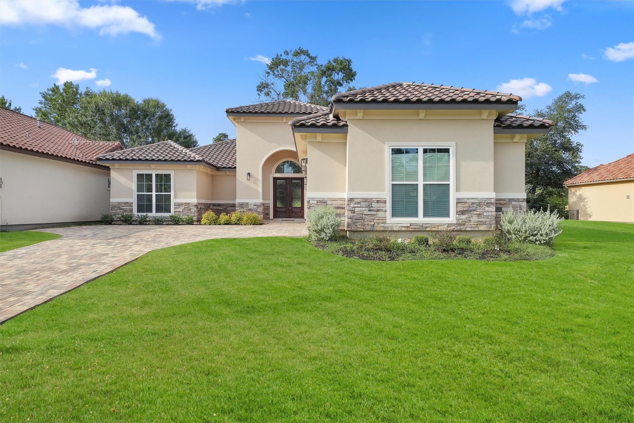 16015 Bridges Fairway Lane