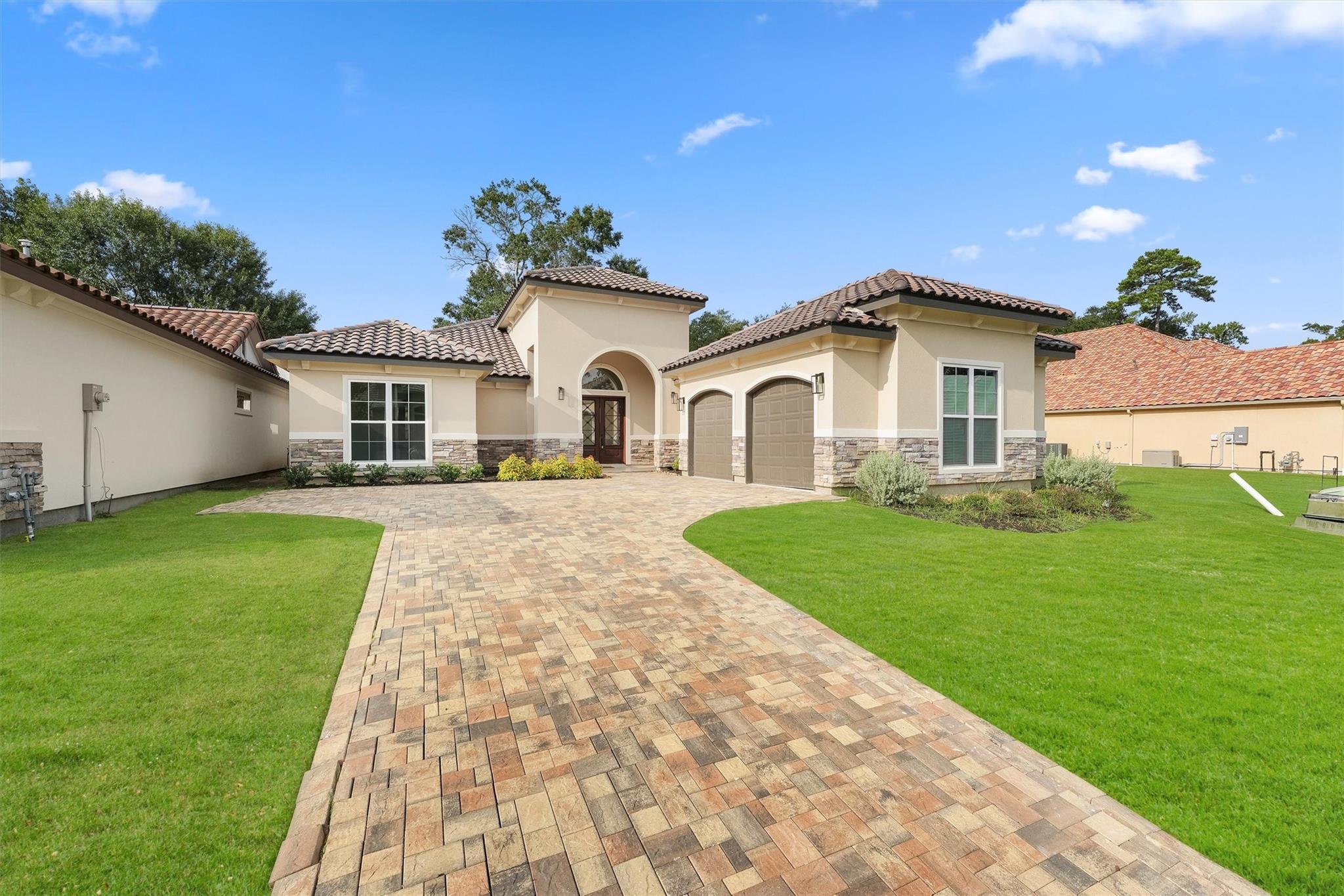 16015 Bridges Fairway Lane