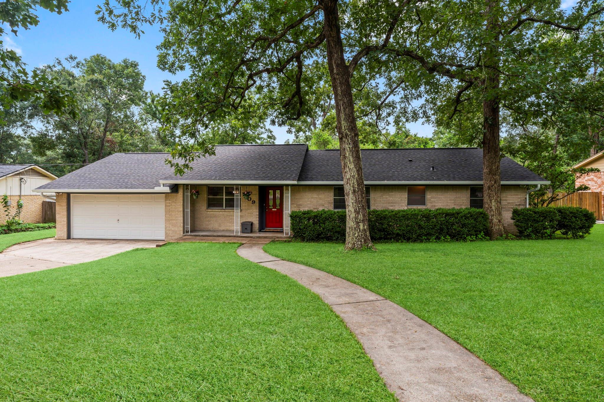 209 Summit Drive
