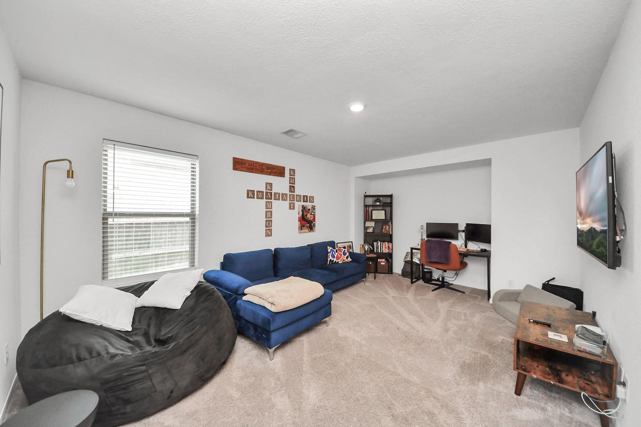 1509 Portola Drive