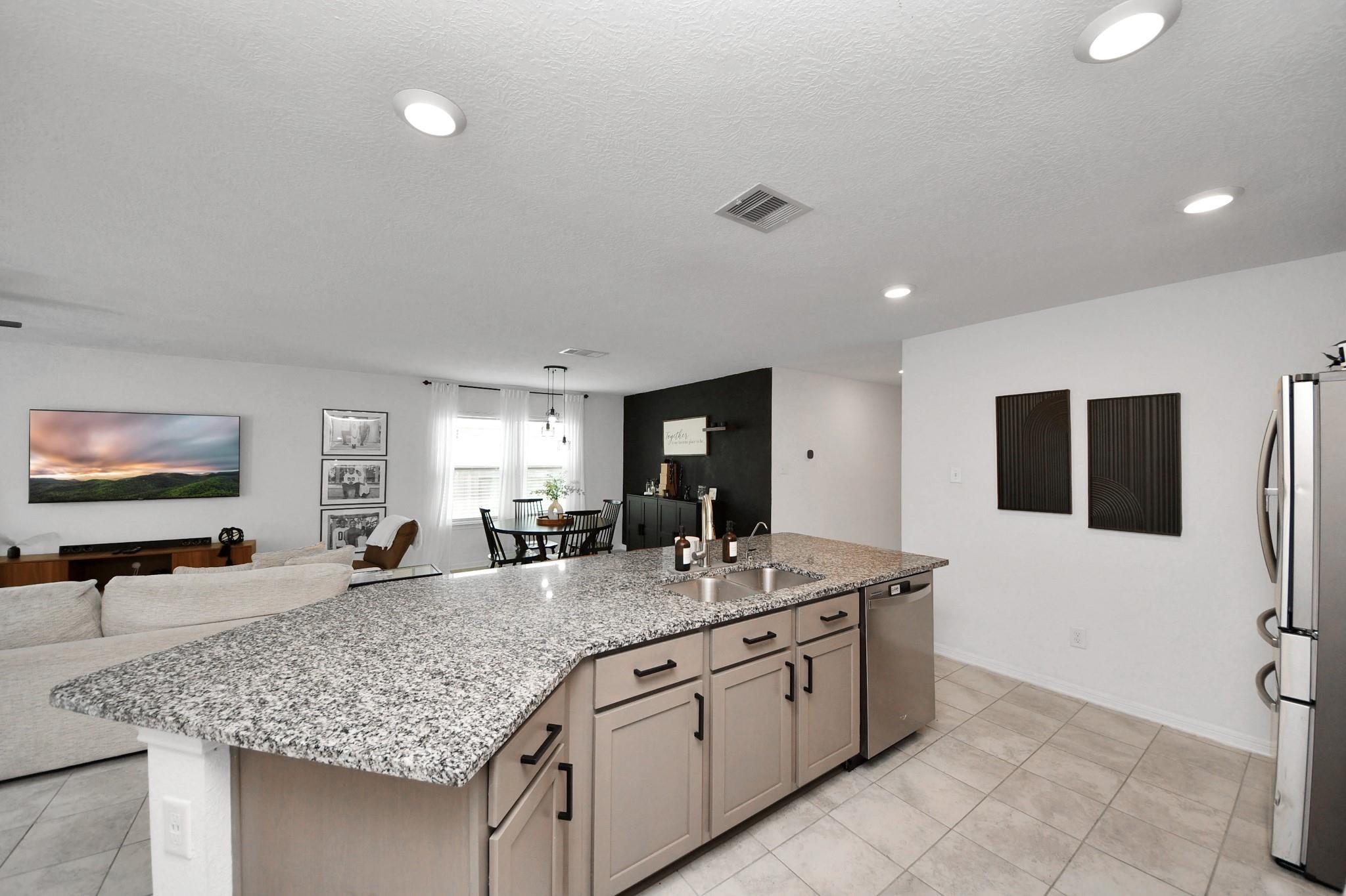 1509 Portola Drive