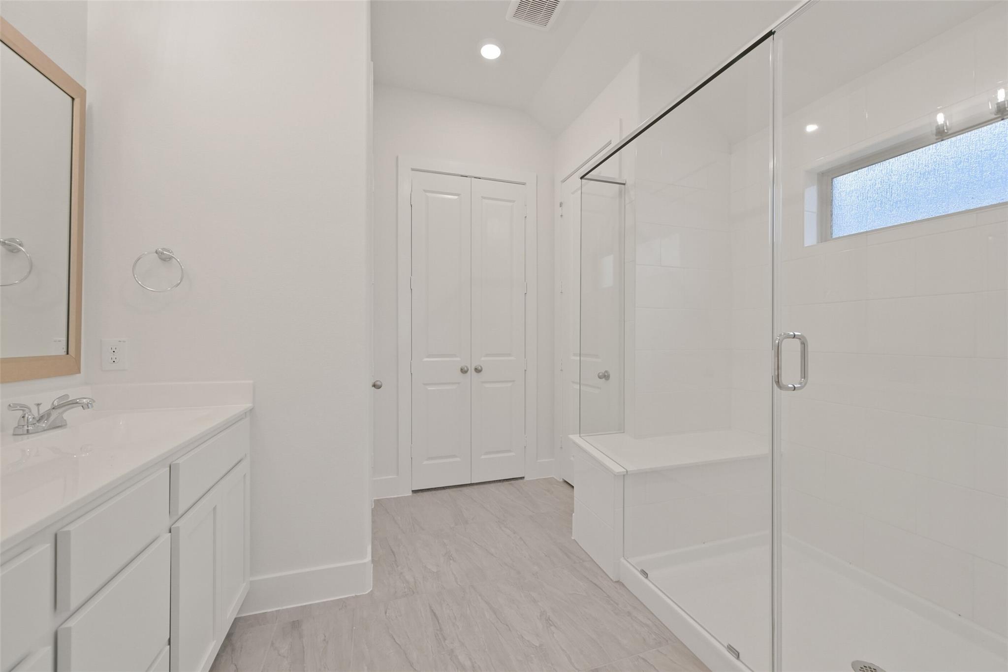 1541 Apache Heights Drive