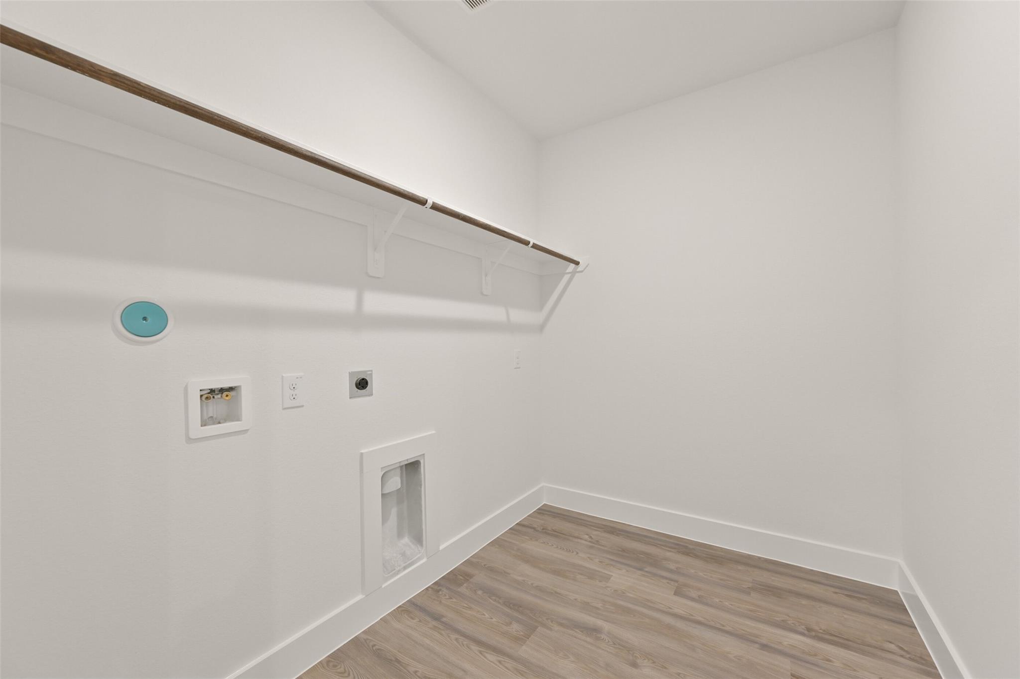 1541 Apache Heights Drive