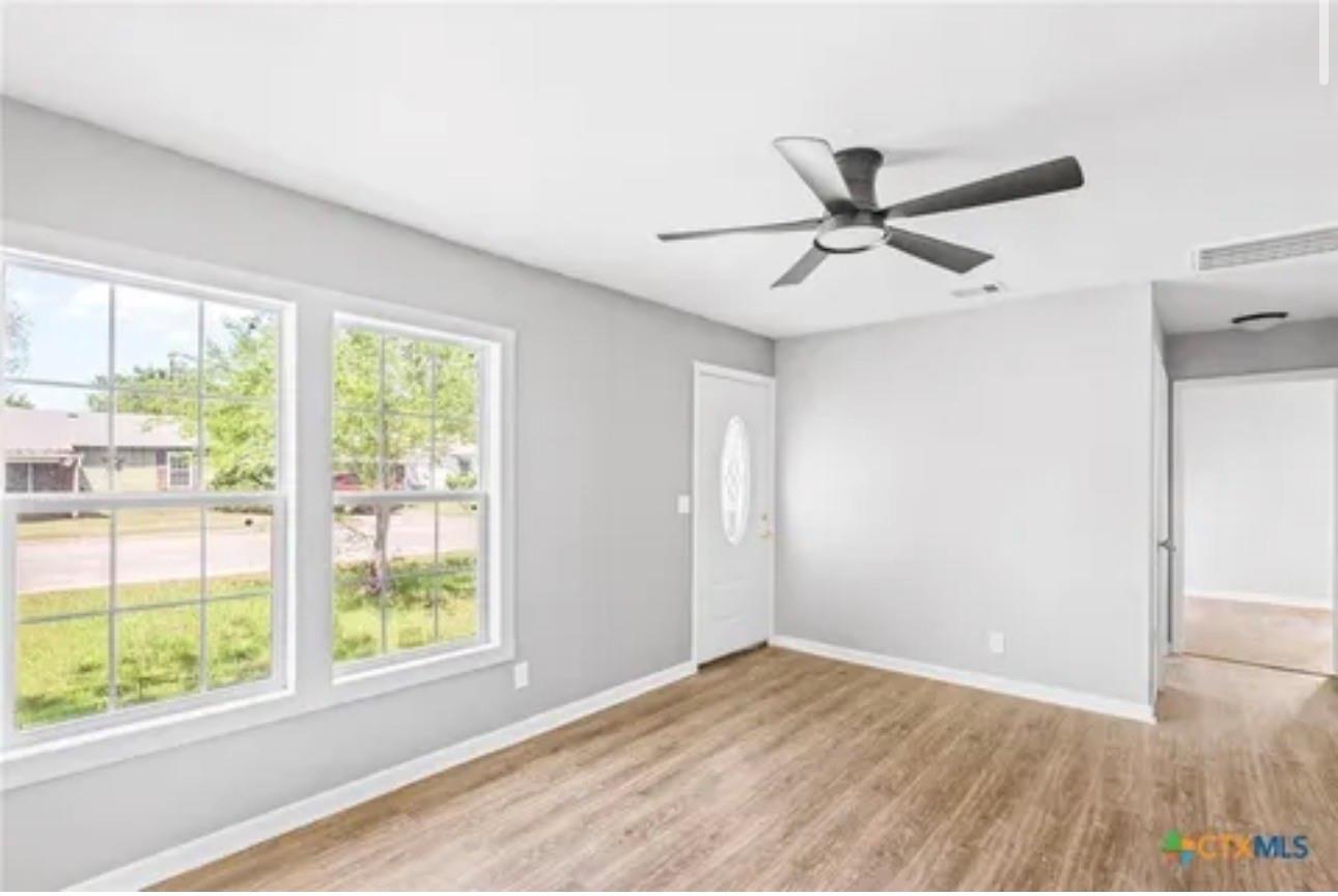 1601 E Mimosa Avenue