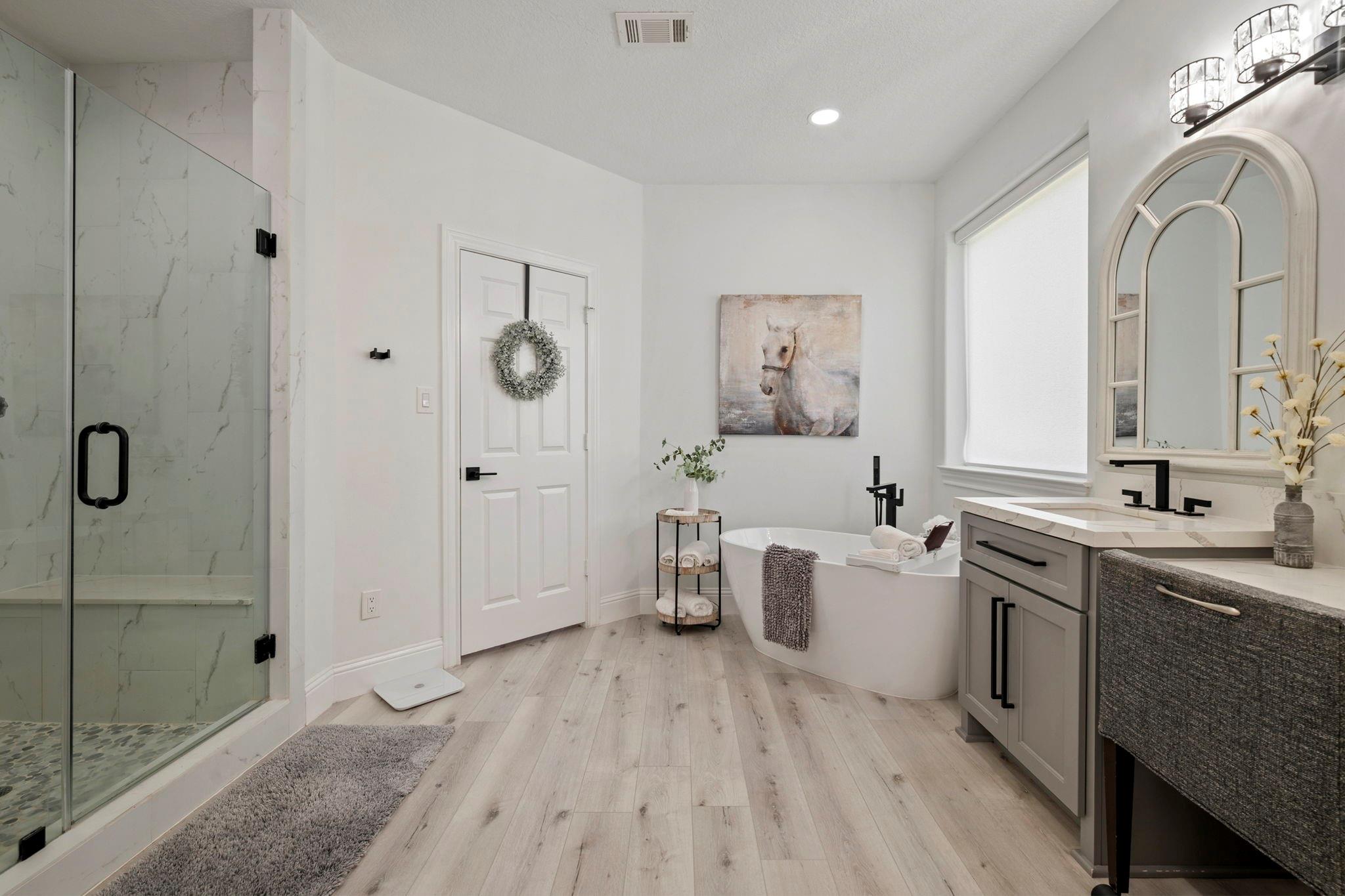 9822 Crestwater Circle