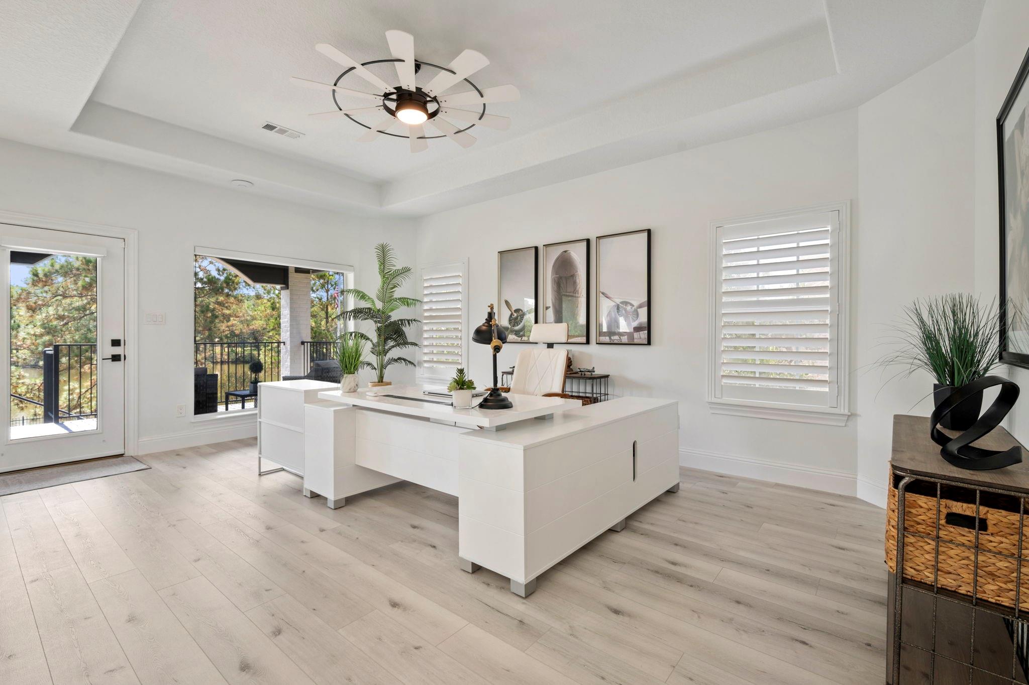 9822 Crestwater Circle