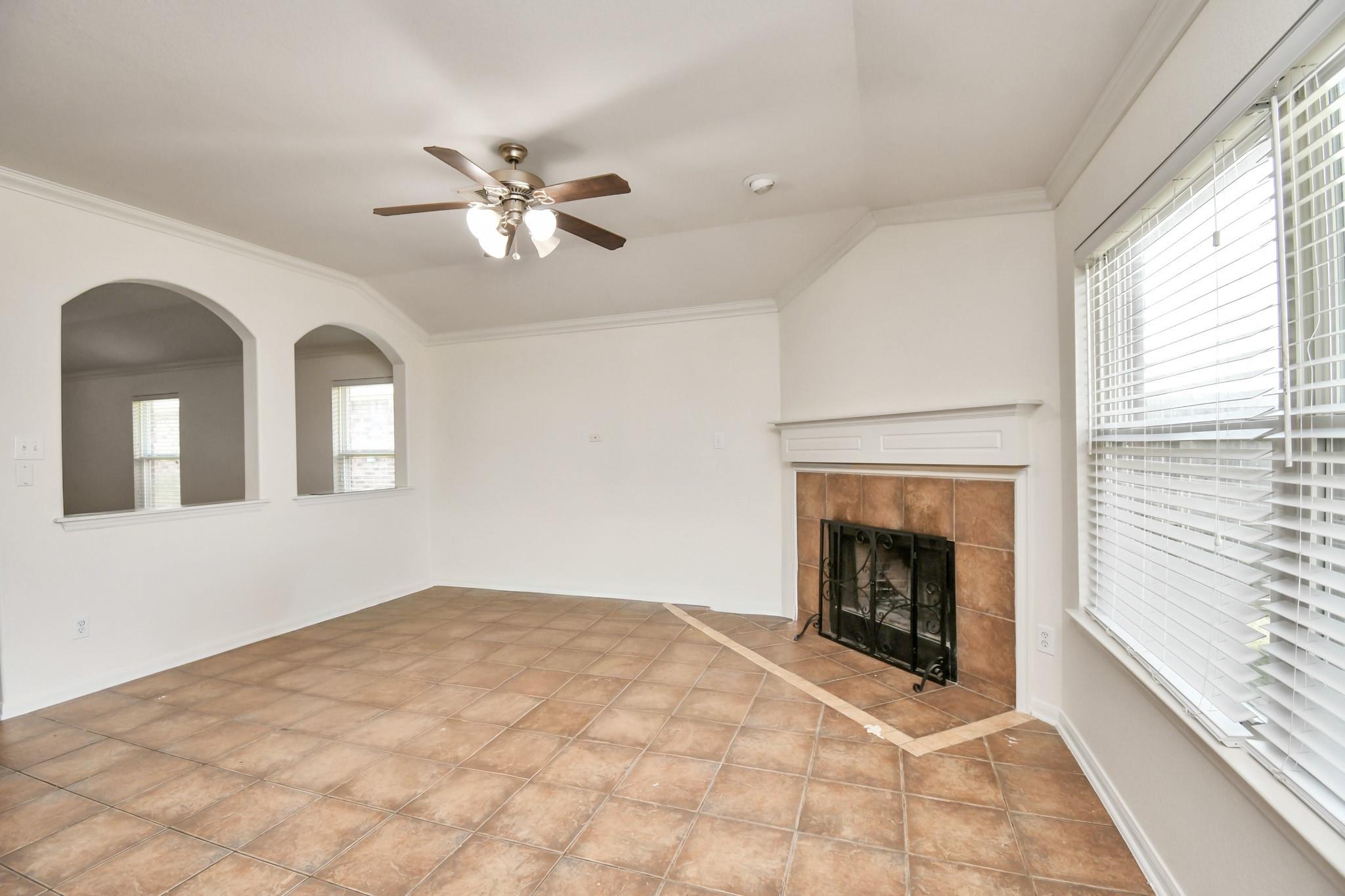 12818 Schiller Park Lane