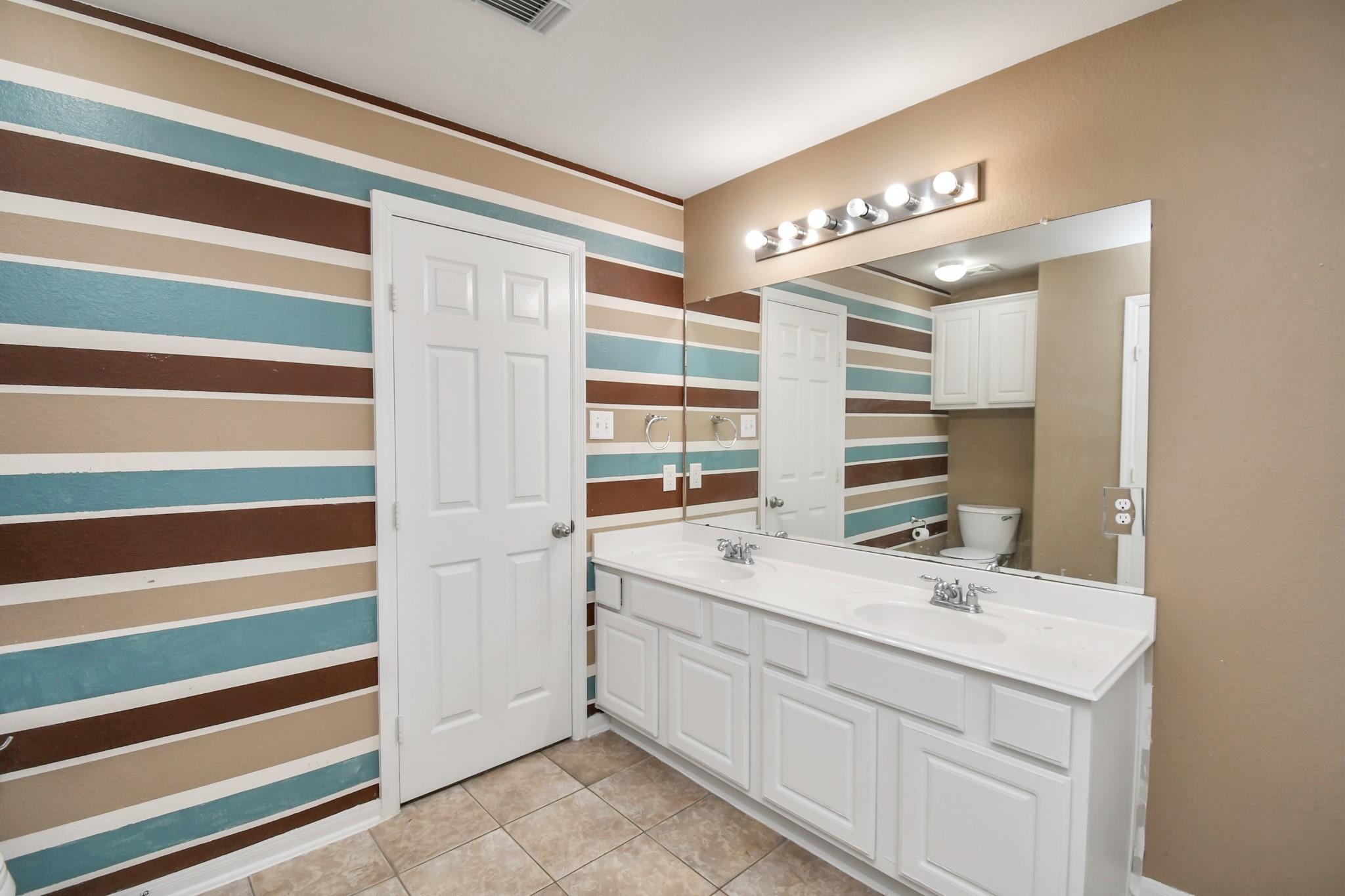 12818 Schiller Park Lane