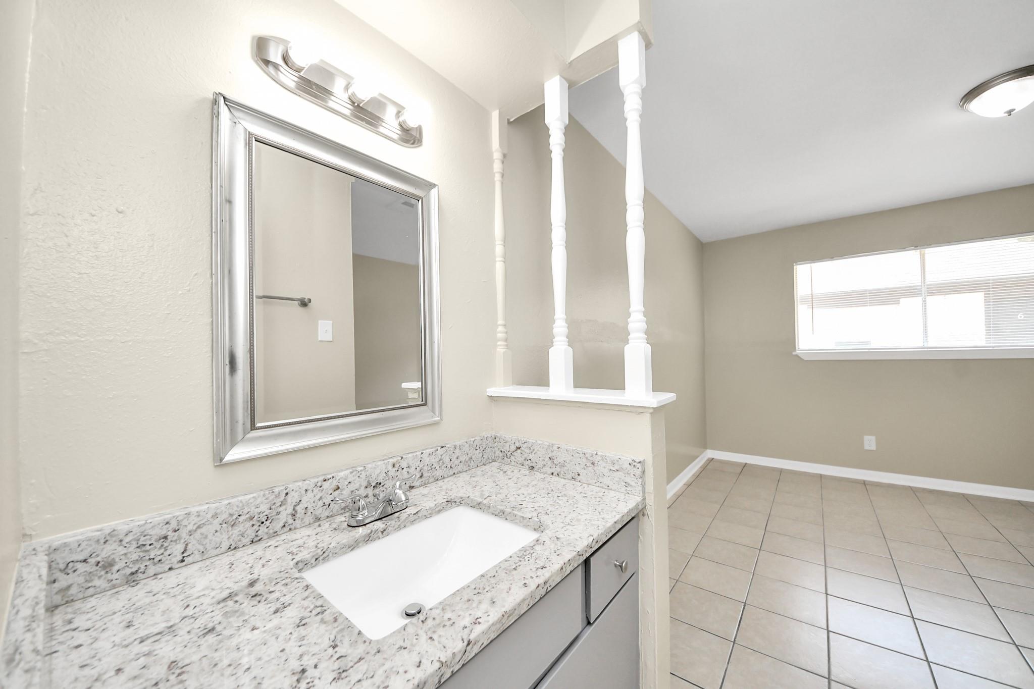 1736 Crestdale Drive # 8