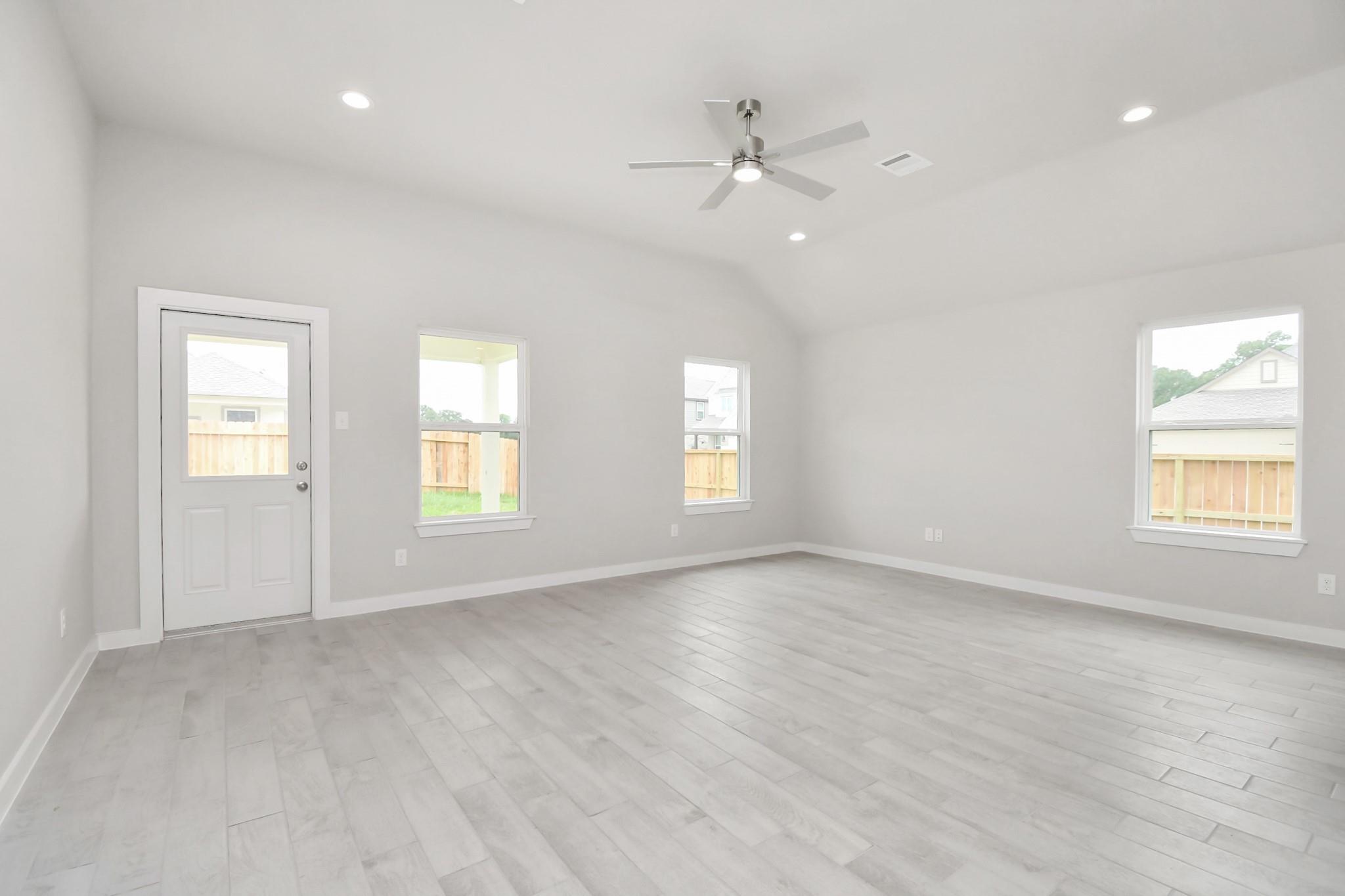 11111 Rose River Drive