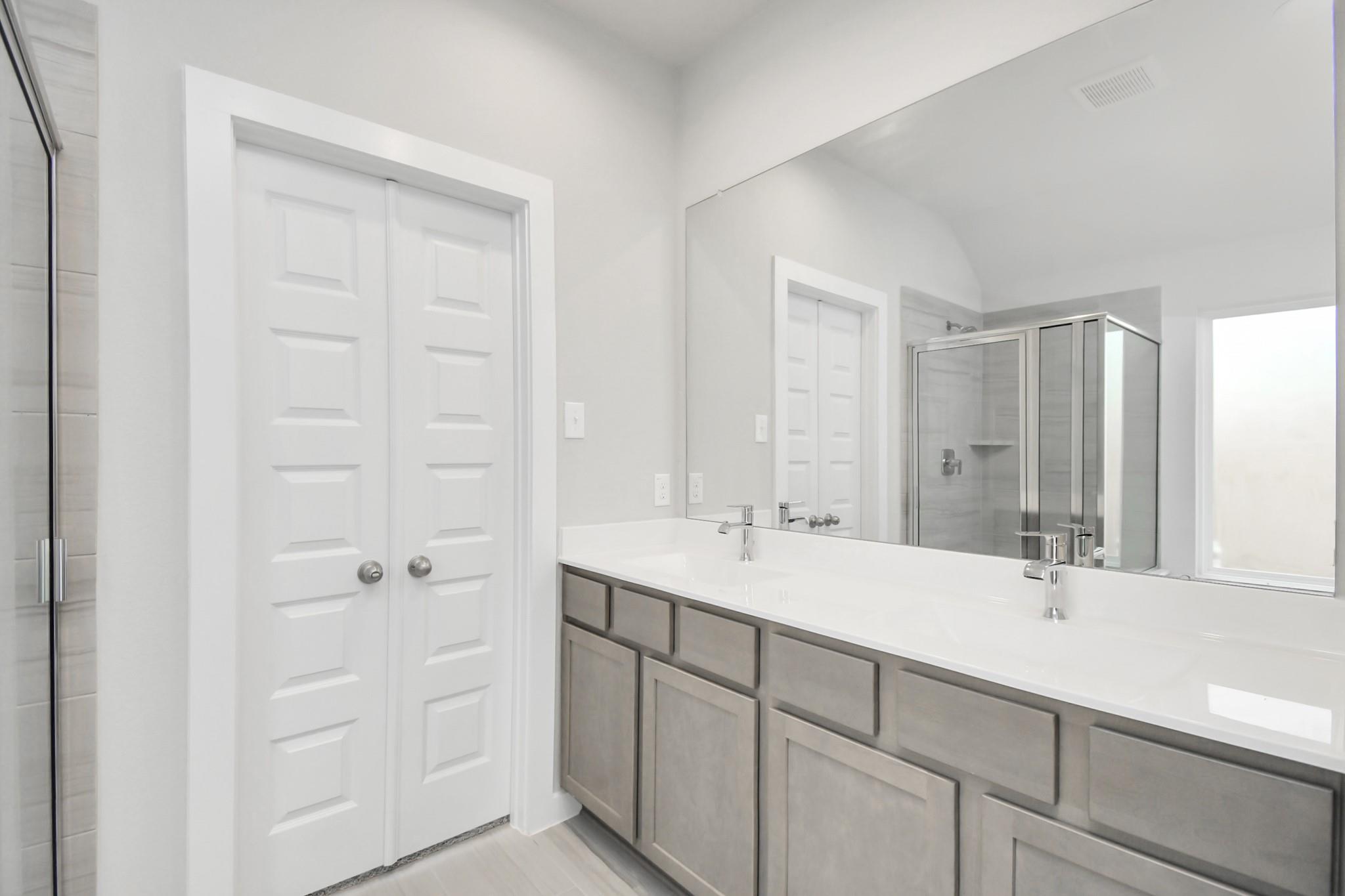11111 Rose River Drive