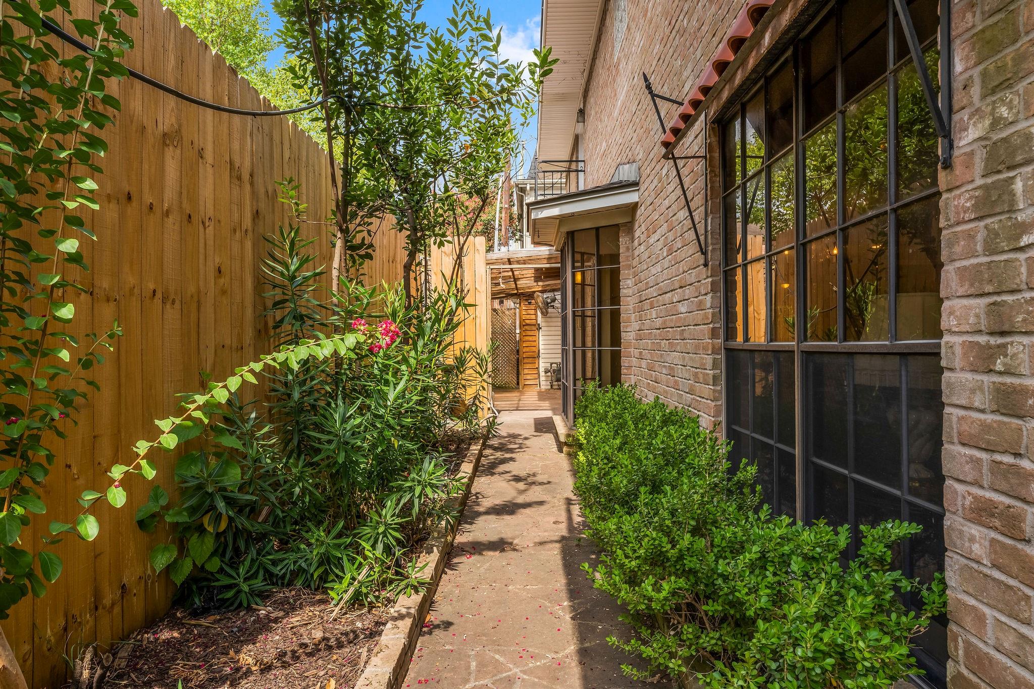 2009 Nantucket Drive