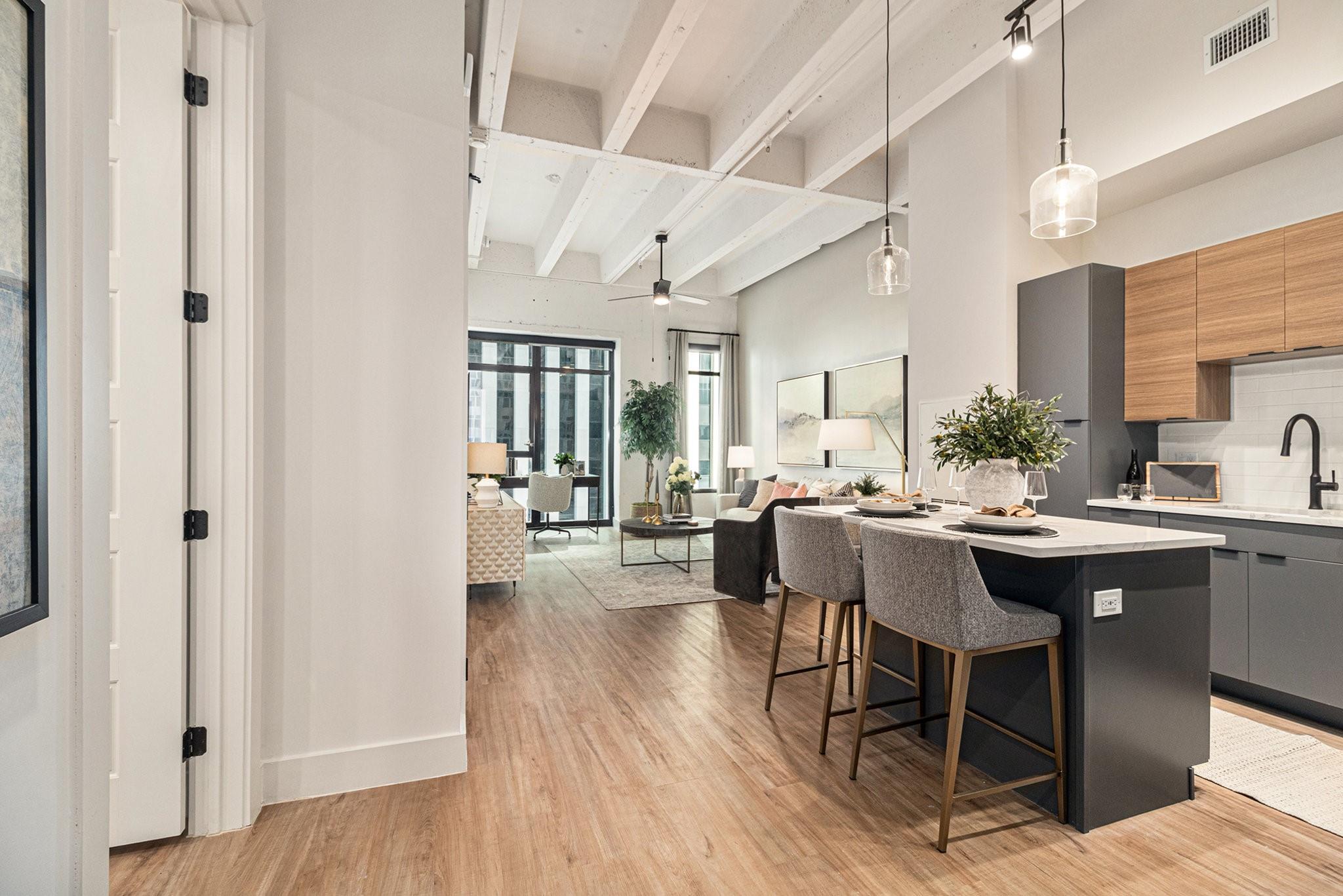 1801 Smith Street # 2007